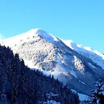 In Near Lift And Sauna *
