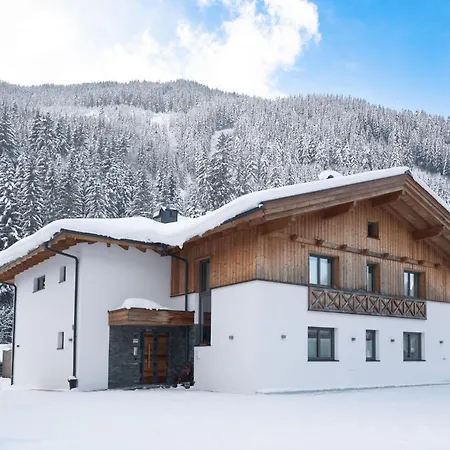 In Near Lift And Sauna Chalet