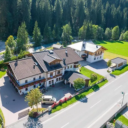 In Near Lift And Sauna Saalbach-Hinterglemm