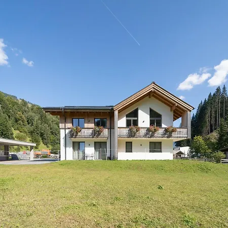 With Sauna And Jokercard In Summer * Saalbach-Hinterglemm