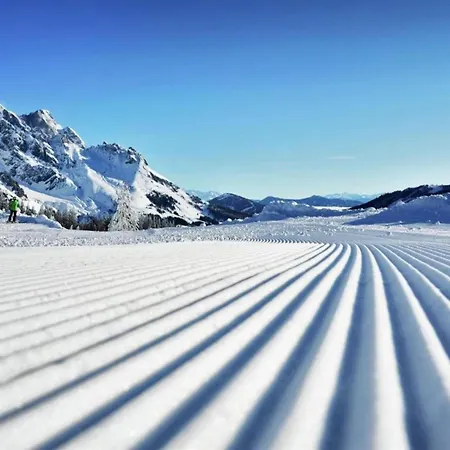 Chalet In Near Lift And Sauna Saalbach-Hinterglemm